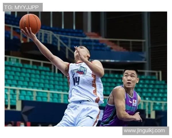 南京篮球队耐力分析与训练策略探讨助力球队提升竞技水平